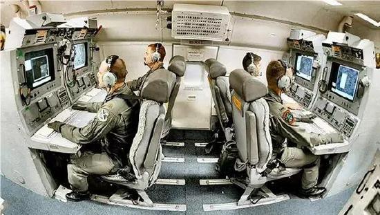  E-8“联合星”是一型带来革命性影响的对地监视平台，使海湾战争中的美军一度产生“E-8依赖症” （图片来自网络）